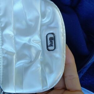 Lug Shiny White Pouch